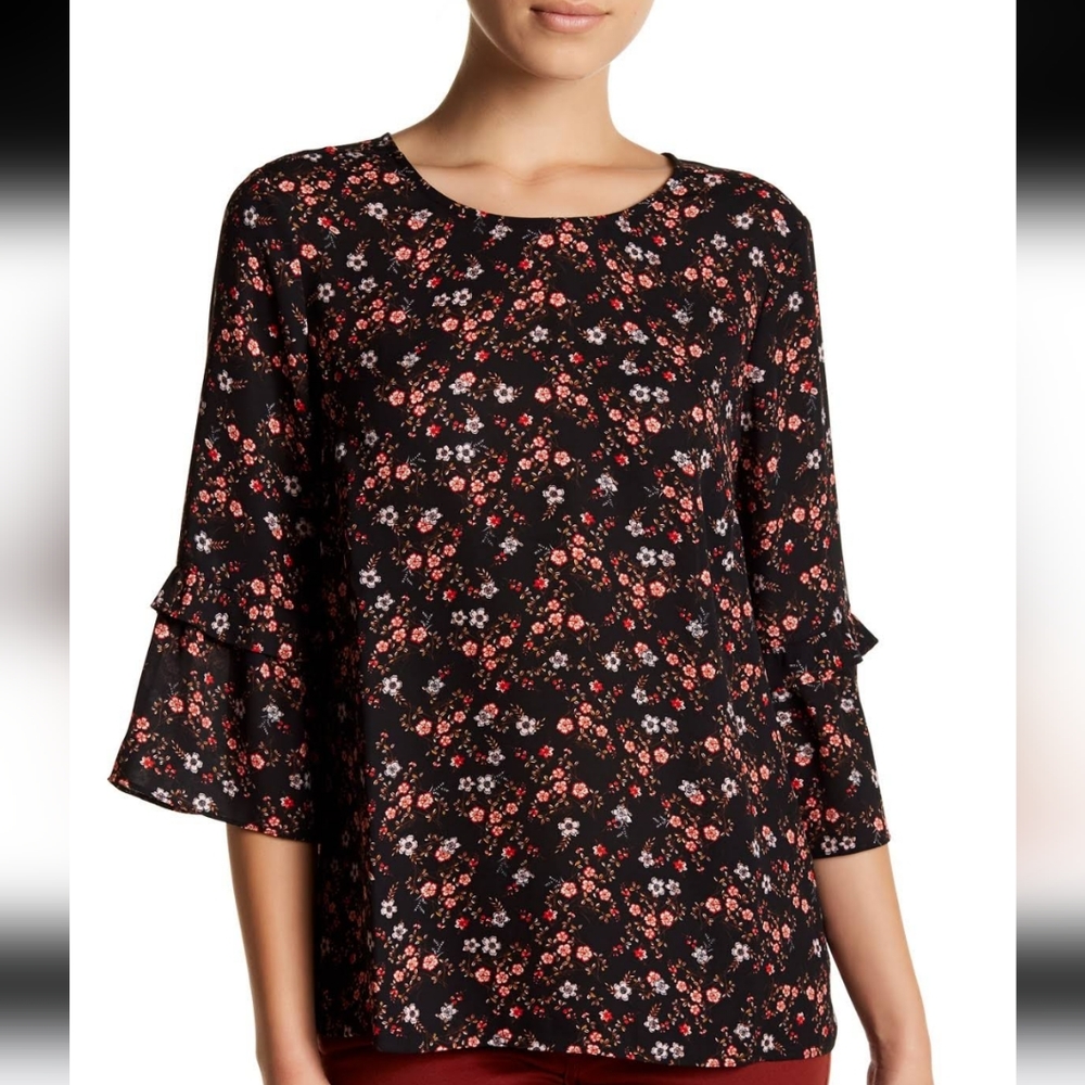 DR2 Black Floral Blouse EUC
